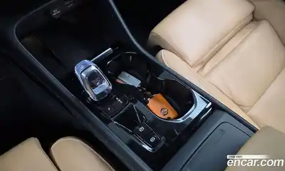 Volvo XC40 2022 2.0 автомат (гидро), миниатюра 9