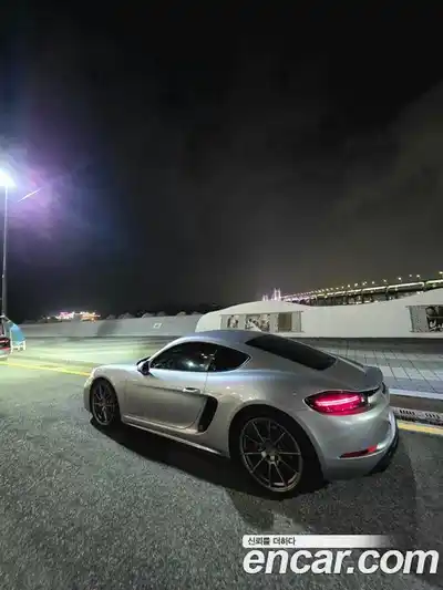 Porsche 718 2021 4.0 автомат (гидро), миниатюра 3