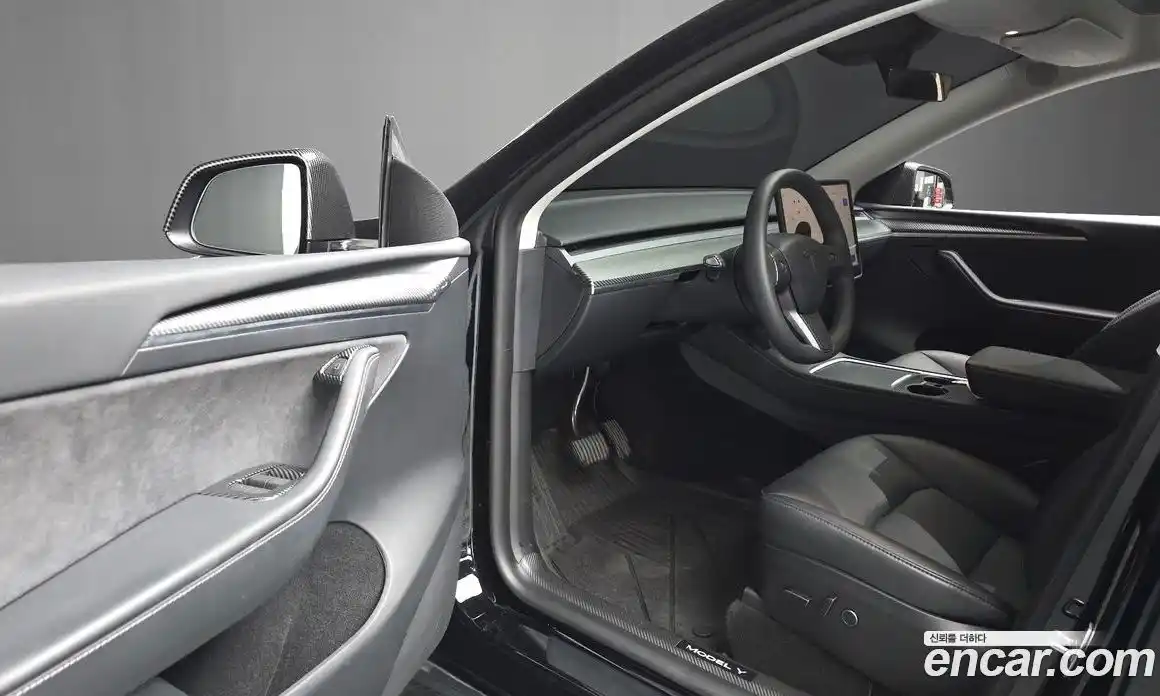 Tesla Model Y 2024 0.2 гидро, фото 17