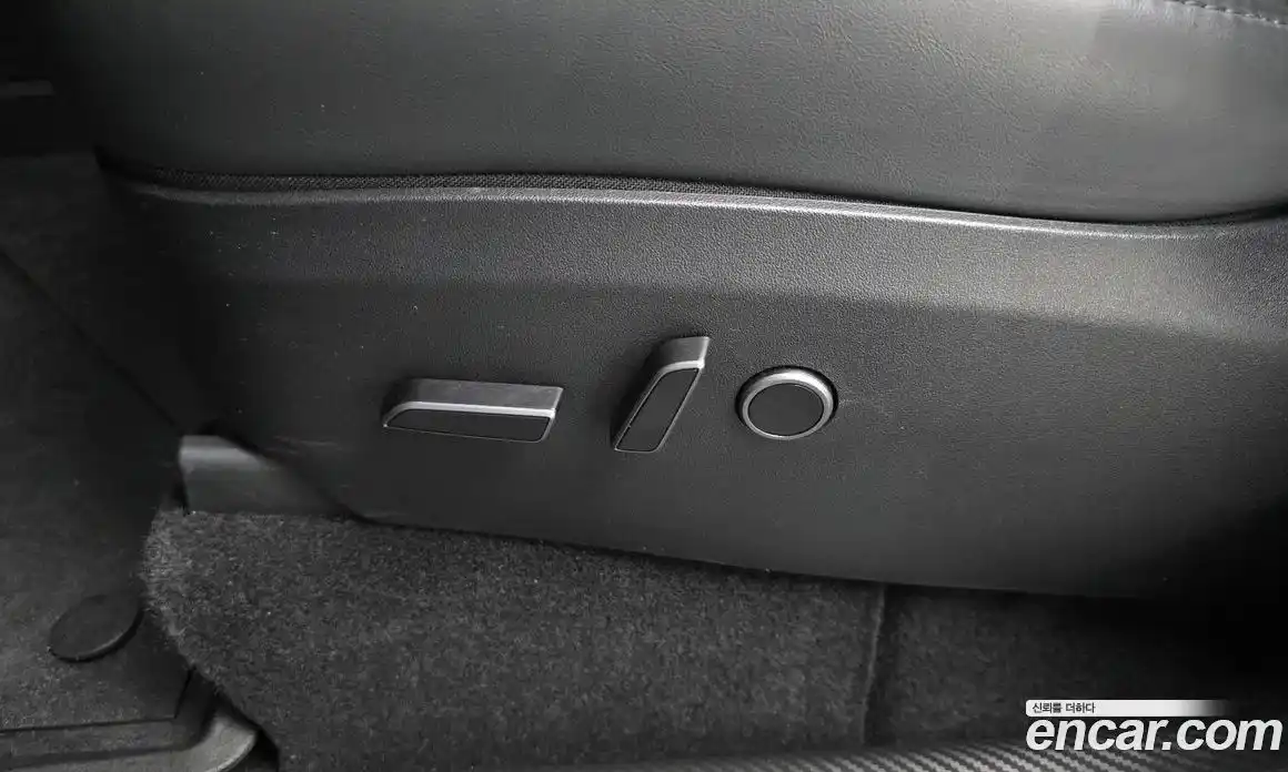 Tesla Model Y 2024 0.2 гидро, фото 24