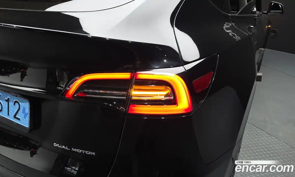 Tesla Model Y 2024 0.2 гидро, фото 9