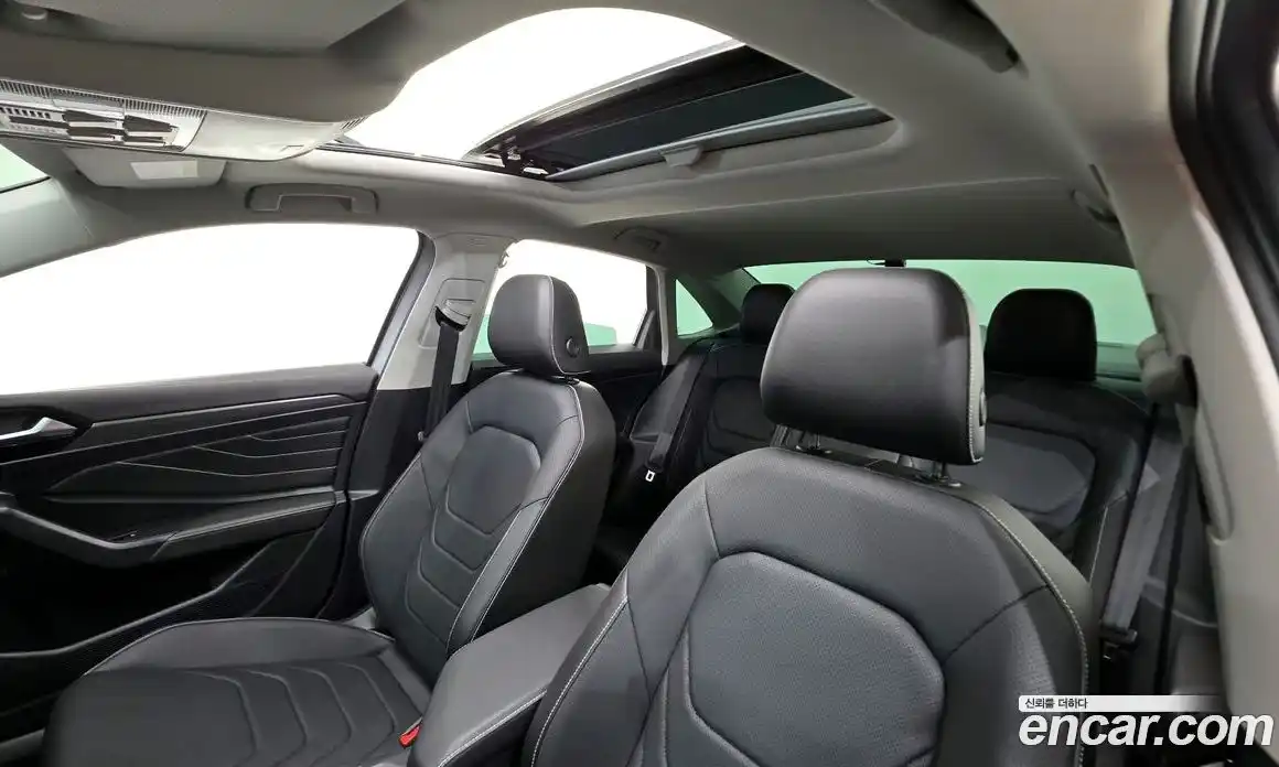 Volkswagen Jetta 2023 1.5 автомат (гидро), фото 11