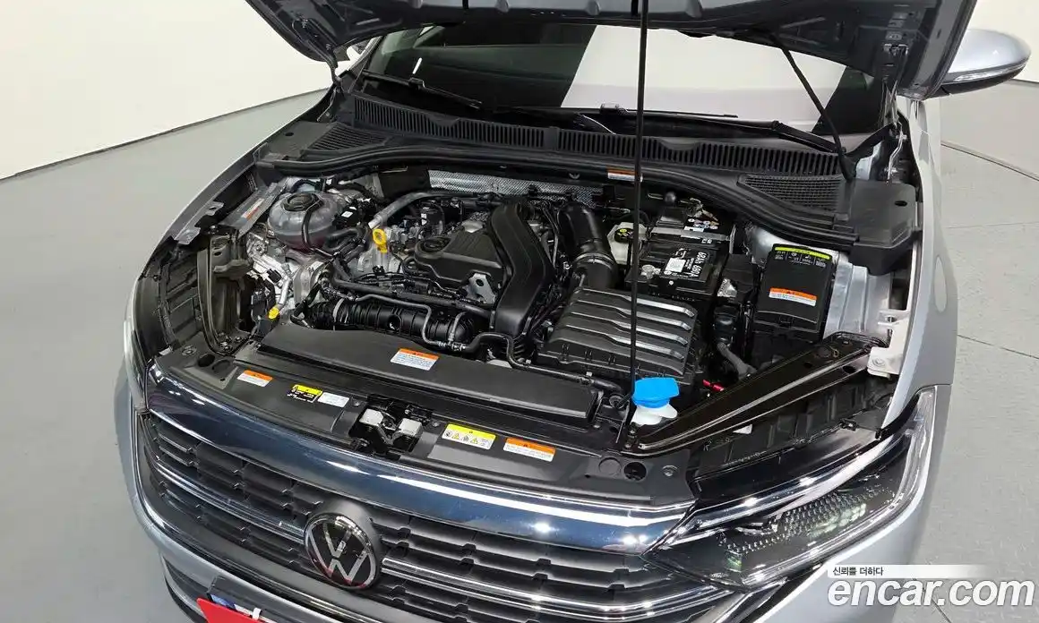 Volkswagen Jetta 2023 1.5 автомат (гидро), фото 6