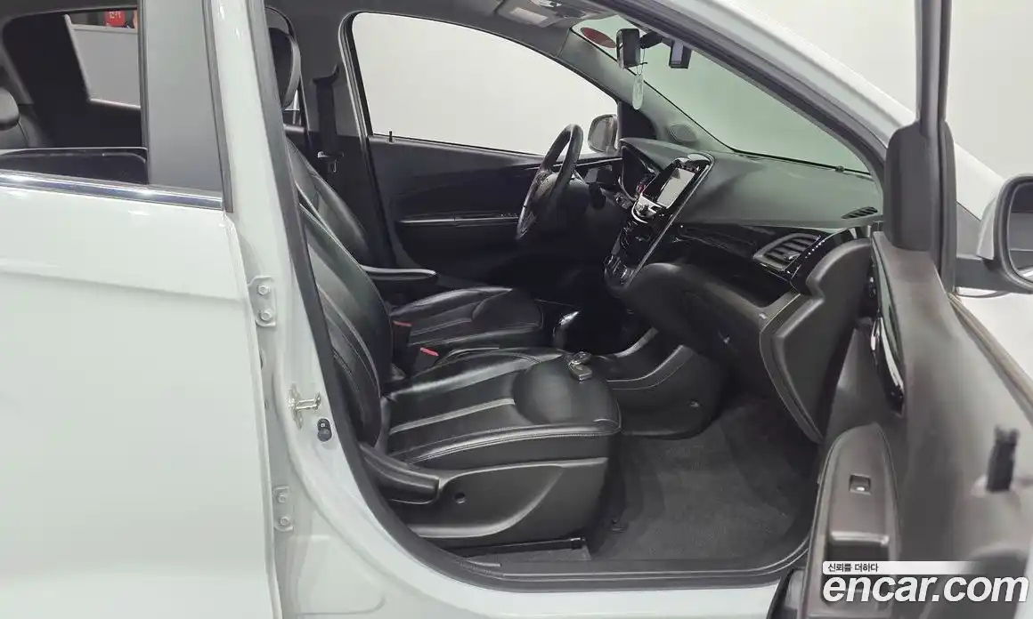 Chevrolet Spark 2018 1.0 автомат (гидро), фото 16