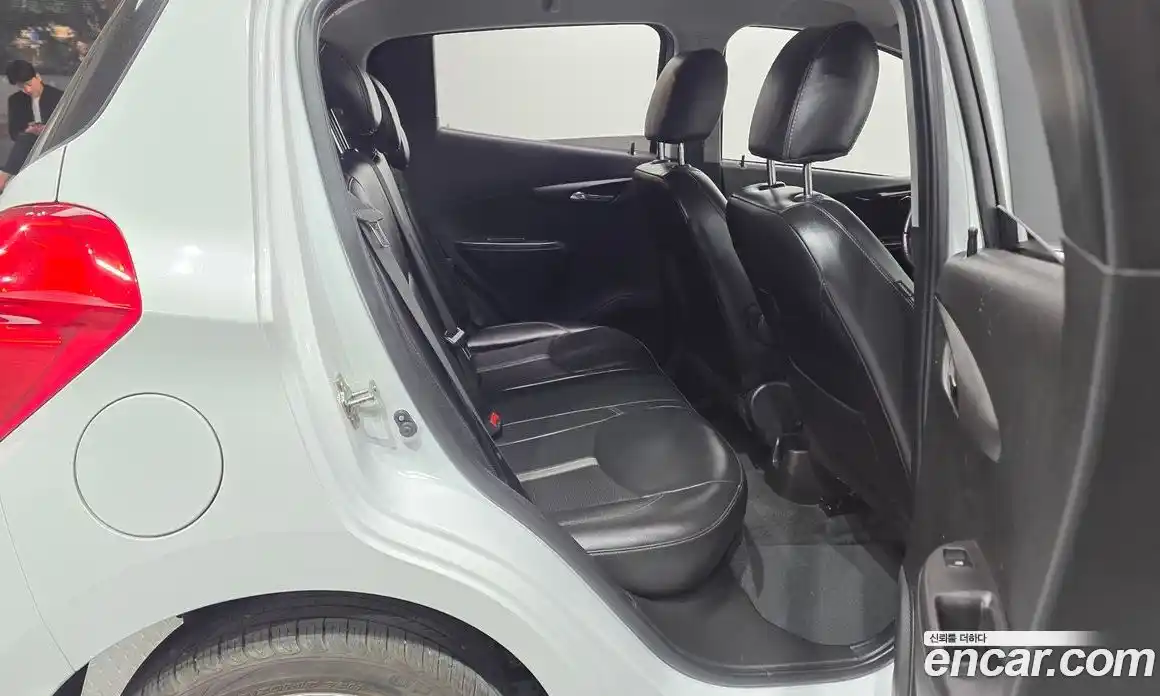Chevrolet Spark 2018 1.0 автомат (гидро), фото 17