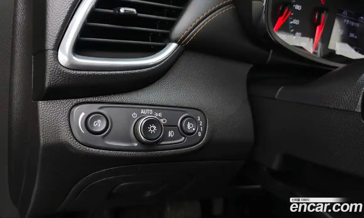 Chevrolet Trax 2019 1.6 гидро, фото 23
