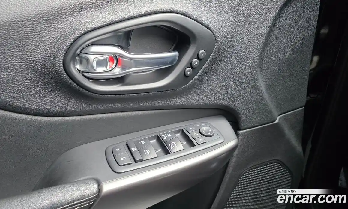 Jeep Cherokee 2021 2.4 автомат (гидро), фото 14