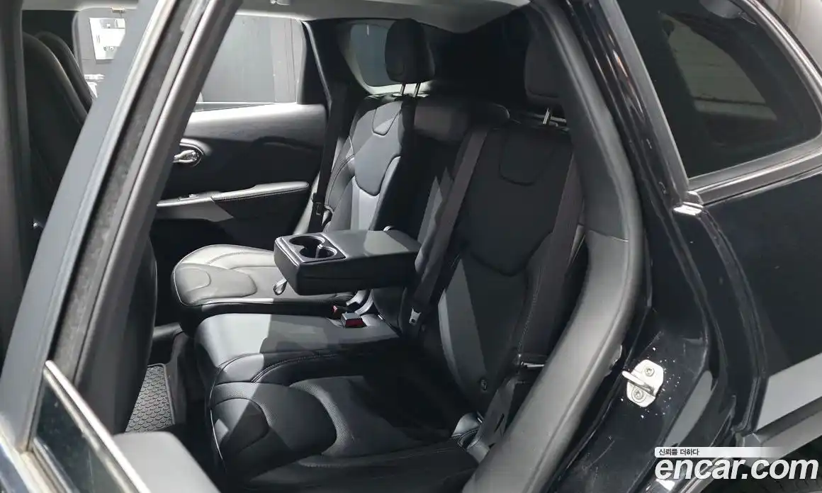 Jeep Cherokee 2021 2.4 автомат (гидро), фото 18