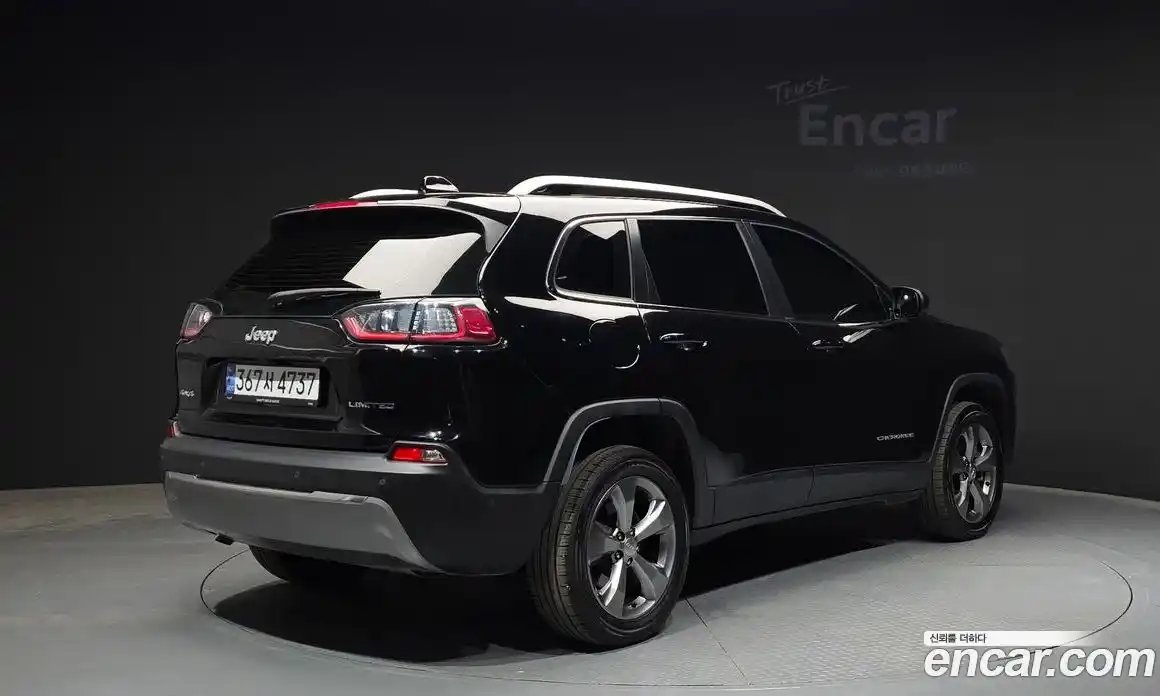 Jeep Cherokee 2021 2.4 автомат (гидро), фото 2