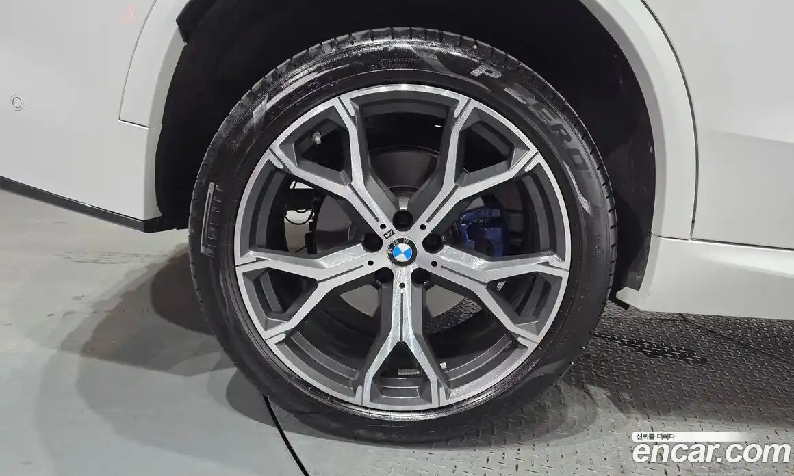 BMW X5 2025 3.0 автомат (гидро), фото 5