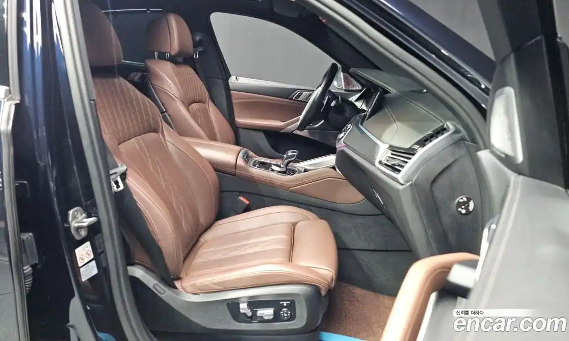 BMW X6 2023 3.0 автомат (гидро), фото 17