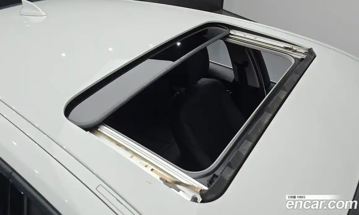 BMW 1 серия 2019 2.0 автомат (гидро), фото 24