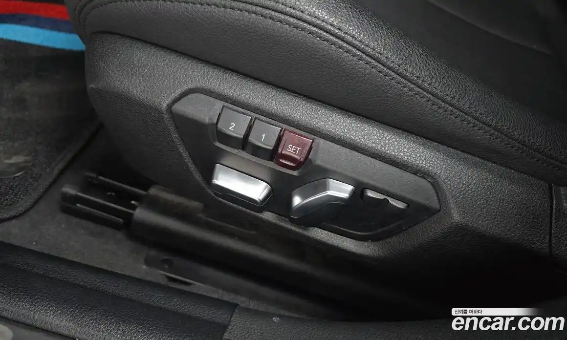 BMW 1 серия 2019 2.0 автомат (гидро), фото 27