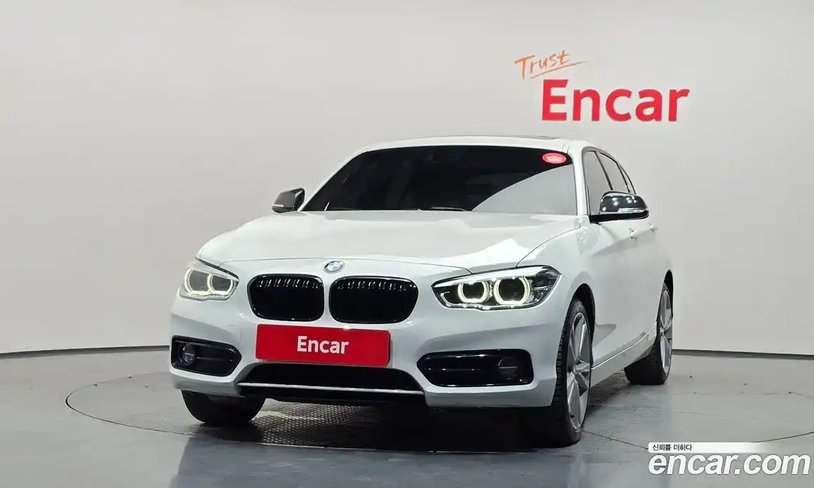 BMW 1 серия 2019 2.0 автомат (гидро), фото 3