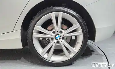 BMW 1 серия 2019 2.0 автомат (гидро), миниатюра 7