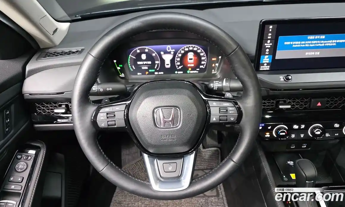 Honda Accord 2024 2.0 автомат (гидро), фото 20