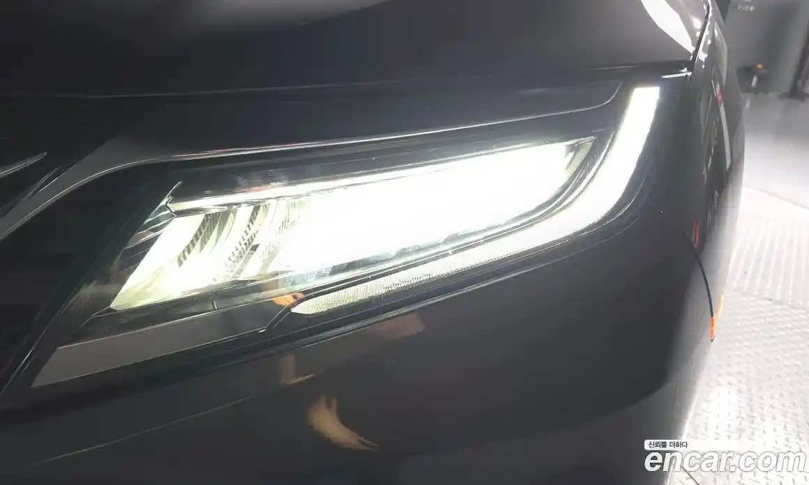 Honda Odyssey 2018 3.5 автомат (гидро), фото 8