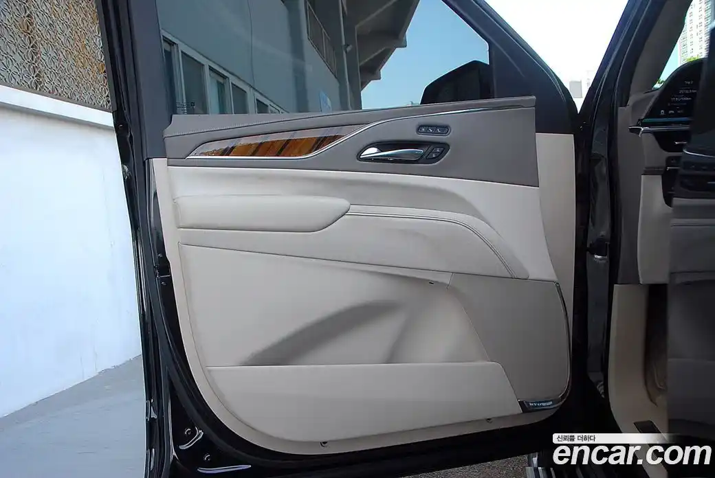 Cadillac Escalade 2021 6.2 гидро, фото 17