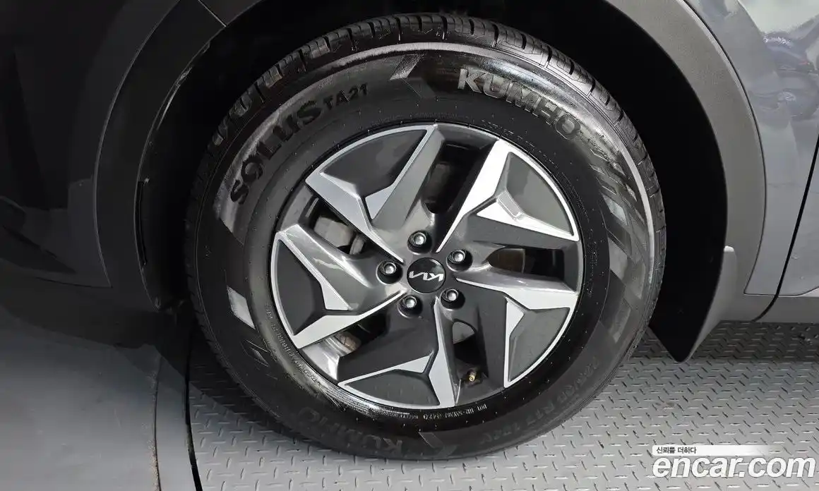 Kia Sorento 2022 1.6 автомат (гидро), фото 5