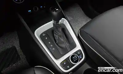 Hyundai Venue 2025 1.6 автомат (гидро), миниатюра 12