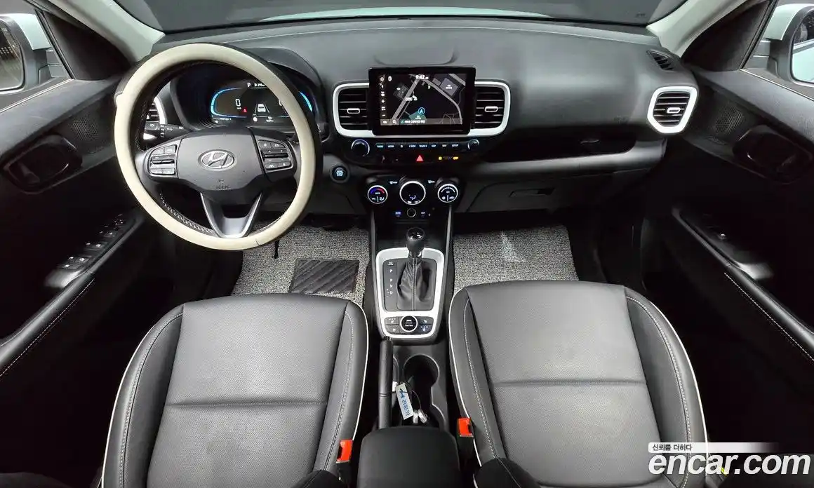 Hyundai Venue 2025 1.6 автомат (гидро), фото 10