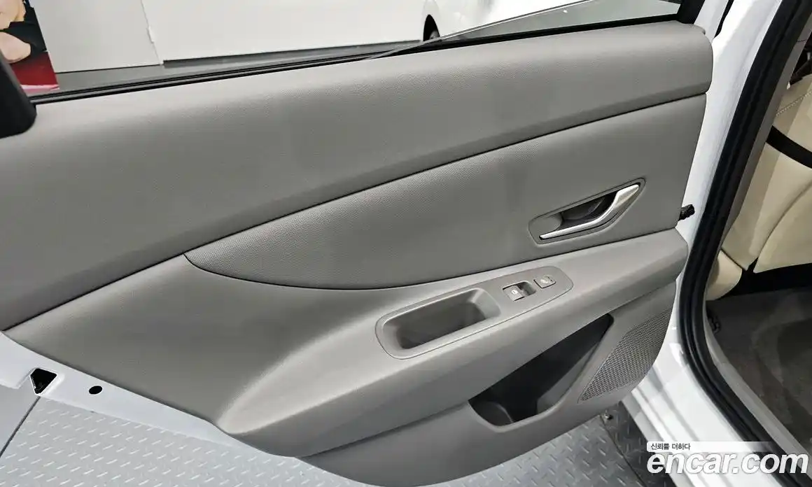 Hyundai Avante 2025 1.6 автомат (гидро), фото 15