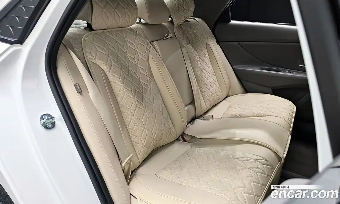 Hyundai Avante 2025 1.6 автомат (гидро), фото 18