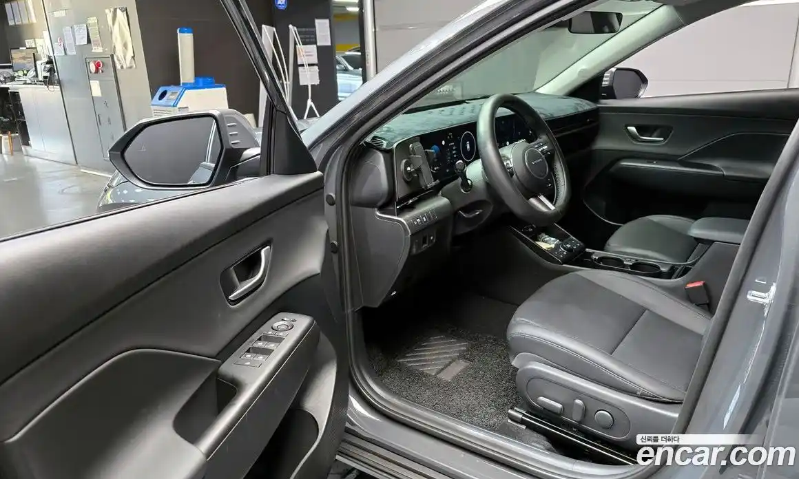 Hyundai Kona 2026 1.6 автомат (гидро), фото 13