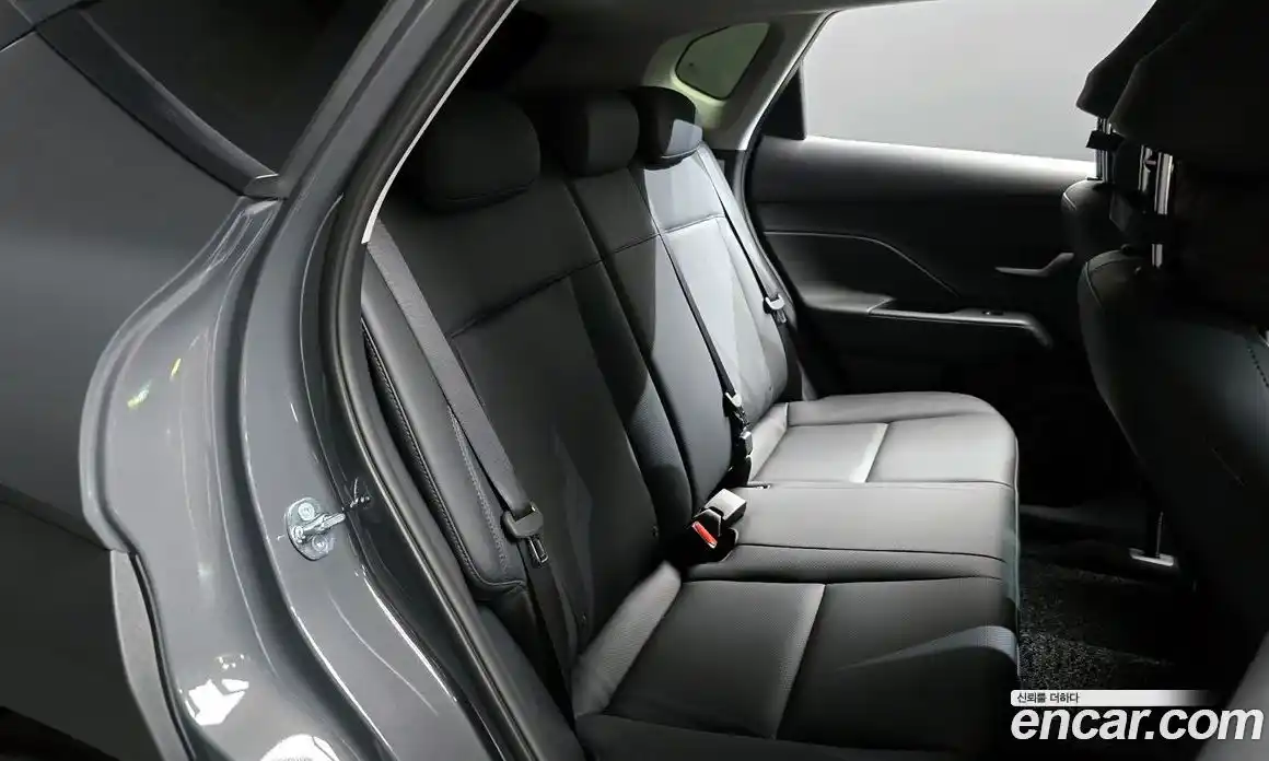 Hyundai Kona 2026 1.6 автомат (гидро), фото 17