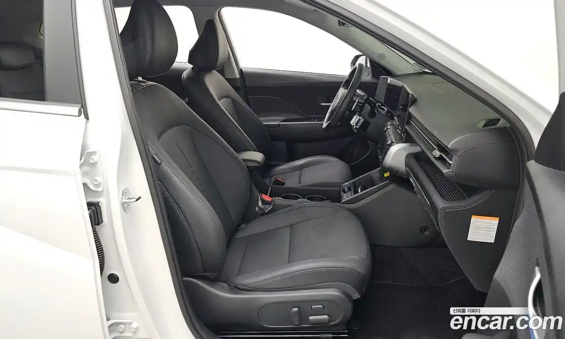 Hyundai Kona 2025 1.6 автомат (гидро), фото 16