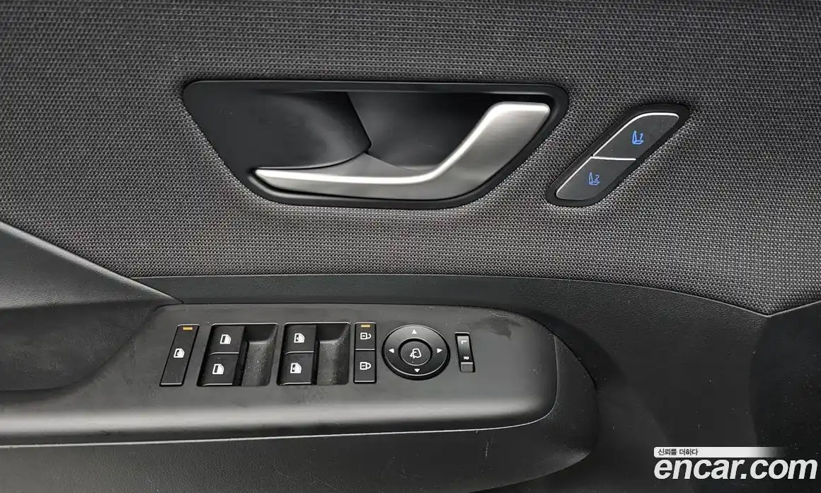 Hyundai Kona 2025 1.6 автомат (гидро), фото 25