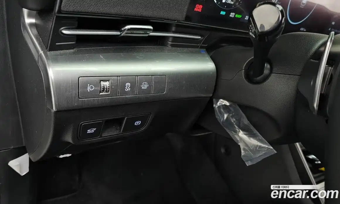 Hyundai Kona 2025 1.6 автомат (гидро), фото 30