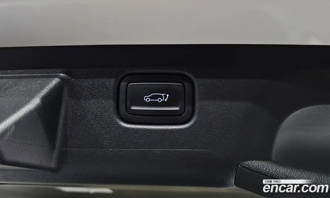Hyundai Kona 2025 1.6 автомат (гидро), фото 33