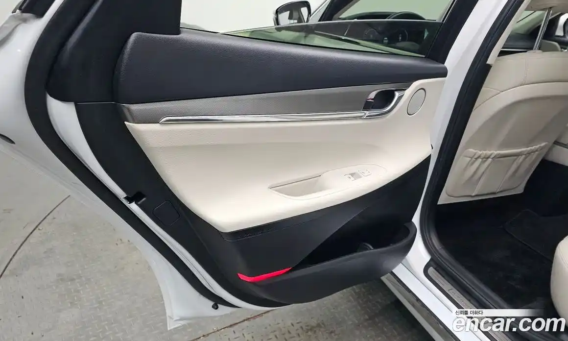 Hyundai Grandeur 2022 2.5 автомат (гидро), фото 15