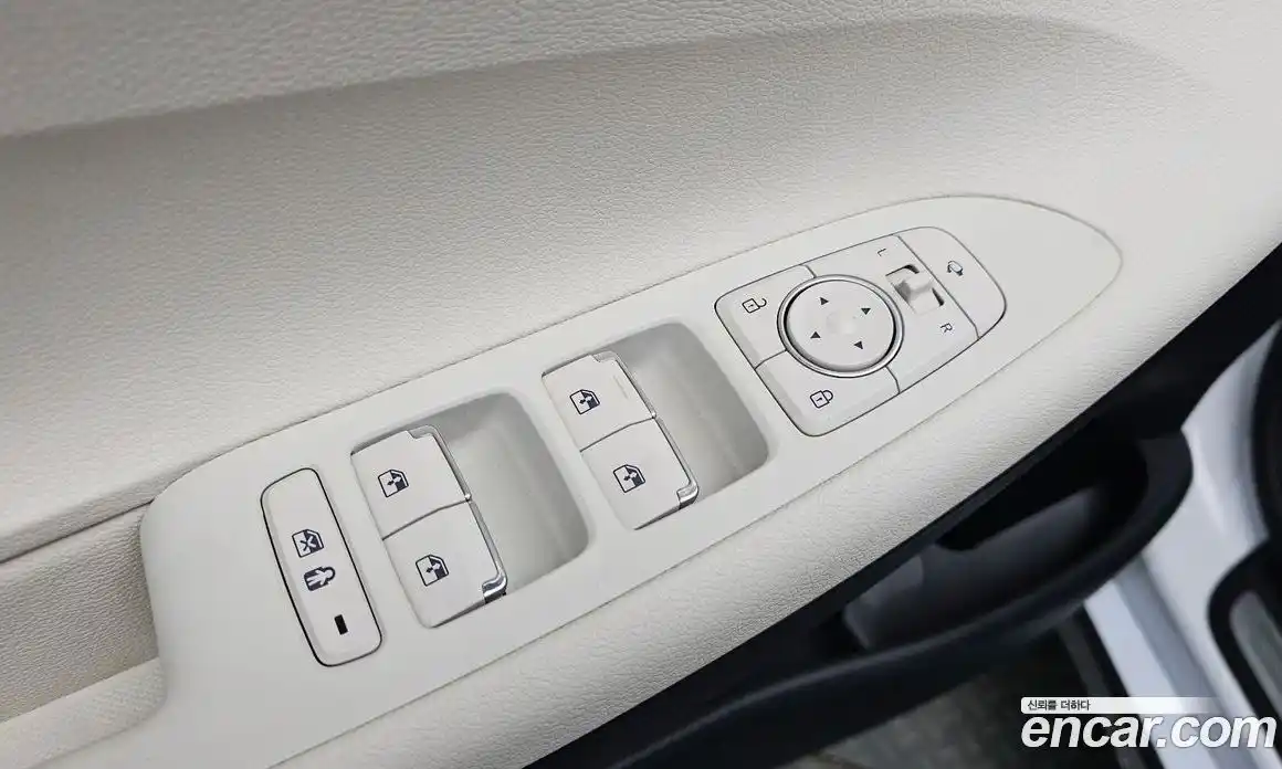 Hyundai Grandeur 2022 2.5 автомат (гидро), фото 19