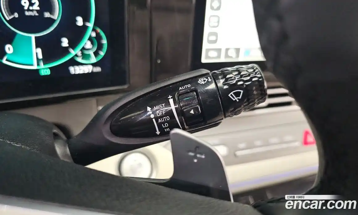 Hyundai Grandeur 2022 2.5 автомат (гидро), фото 27