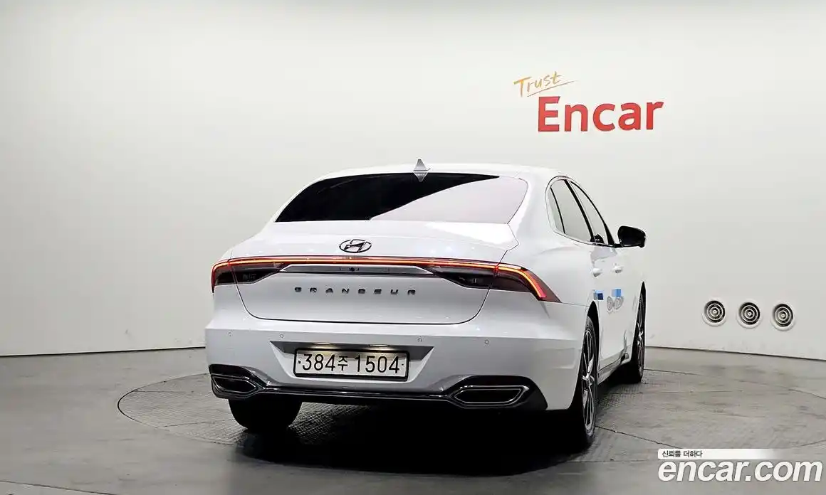 Hyundai Grandeur 2022 2.5 автомат (гидро), фото 4