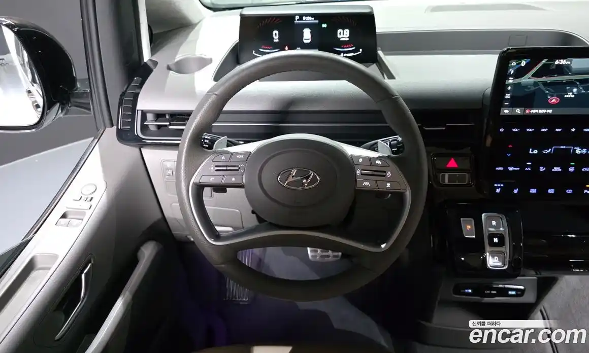 Hyundai Staria 2024 2.2 автомат (гидро), фото 19