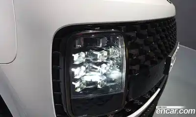 Hyundai Staria 2024 2.2 автомат (гидро), миниатюра 8