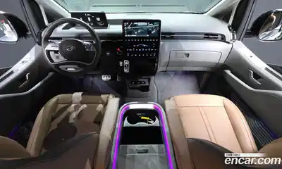 Hyundai Staria 2024 2.2 автомат (гидро), миниатюра 10