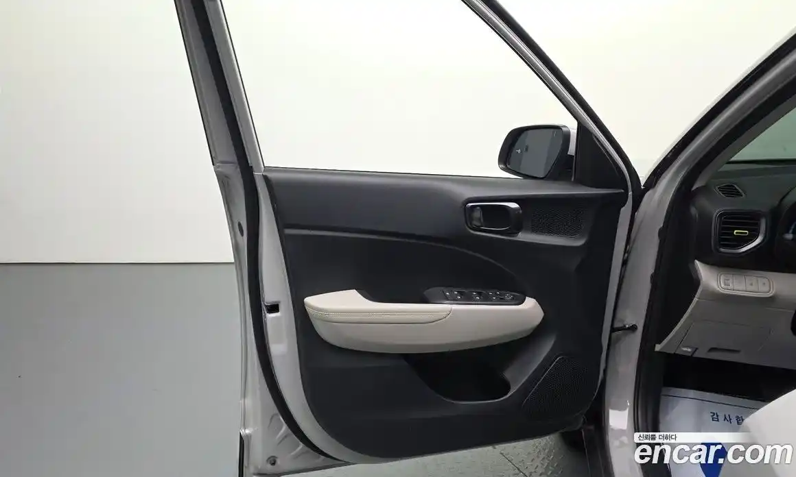 Hyundai Venue 2024 1.6 автомат (гидро), фото 14