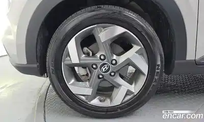 Hyundai Venue 2024 1.6 автомат (гидро), миниатюра 5