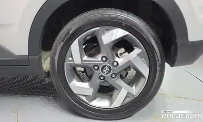 Hyundai Venue 2024 1.6 автомат (гидро), миниатюра 7