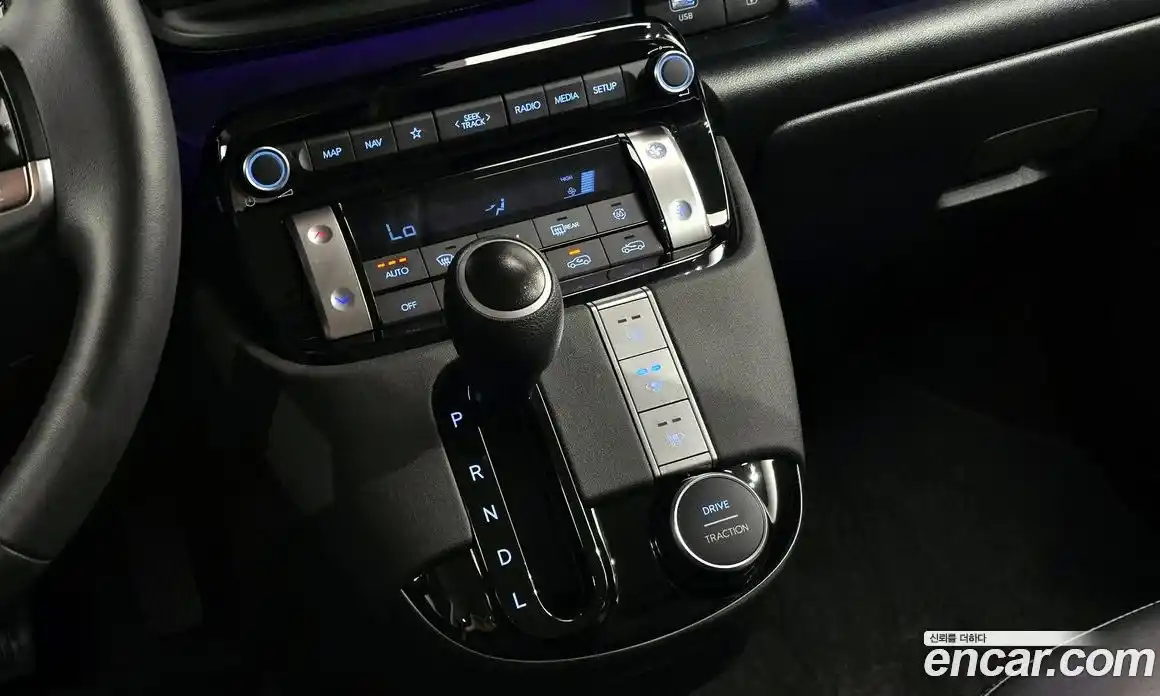 Hyundai Casper 2024 1.0 автомат (гидро), фото 9