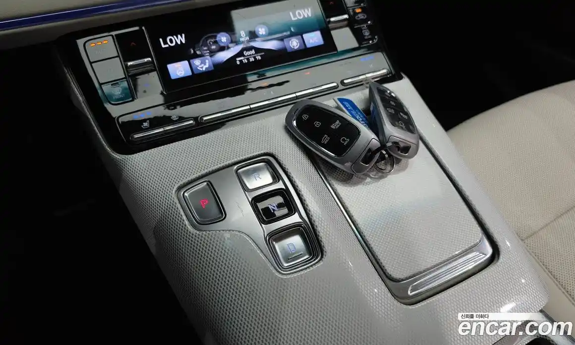 Hyundai Grandeur 2022 2.5 автомат (гидро), фото 12