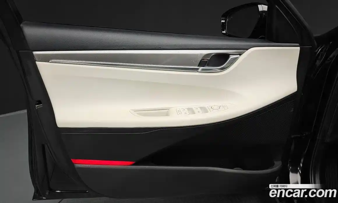 Hyundai Grandeur 2022 2.5 автомат (гидро), фото 15