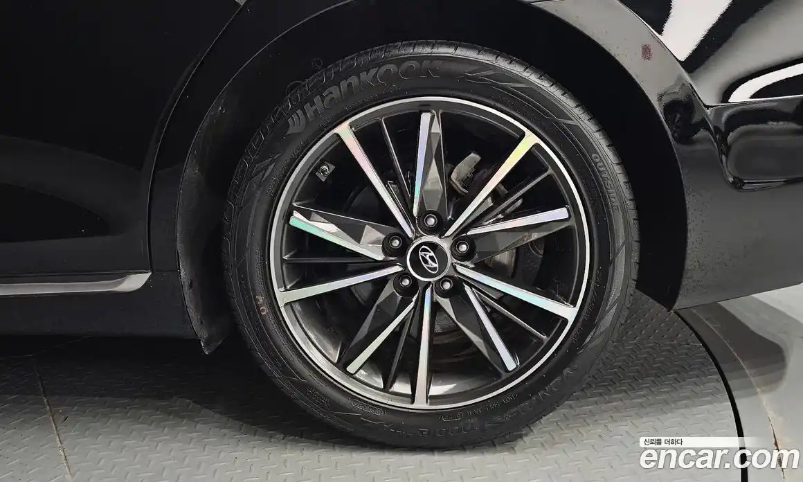 Hyundai Grandeur 2022 2.5 автомат (гидро), фото 7