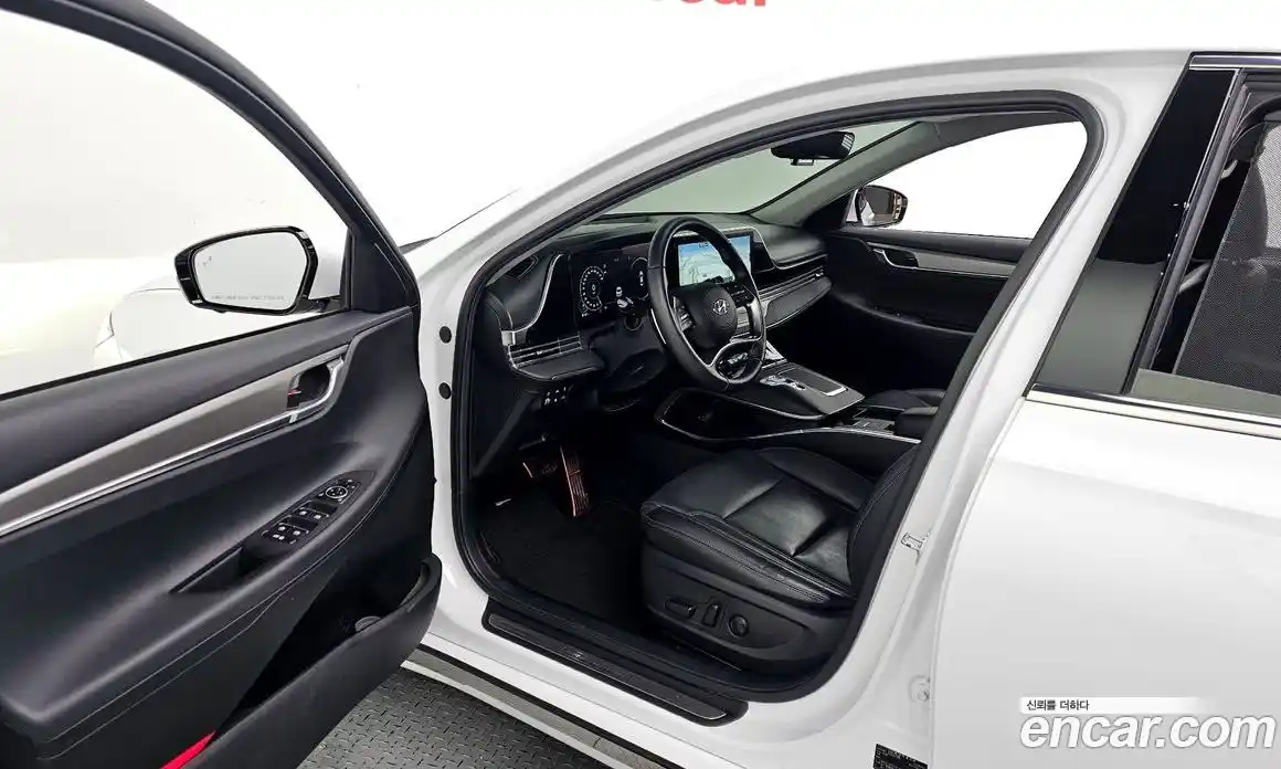 Hyundai Grandeur 2022 2.5 автомат (гидро), фото 13
