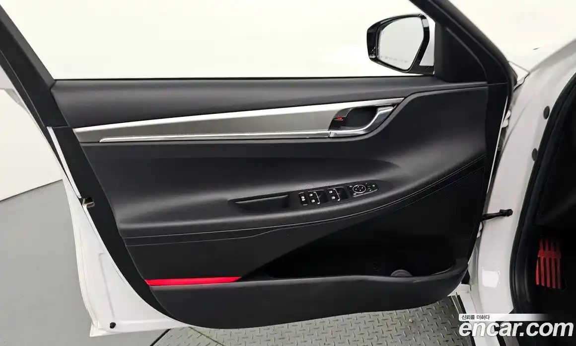 Hyundai Grandeur 2022 2.5 автомат (гидро), фото 14