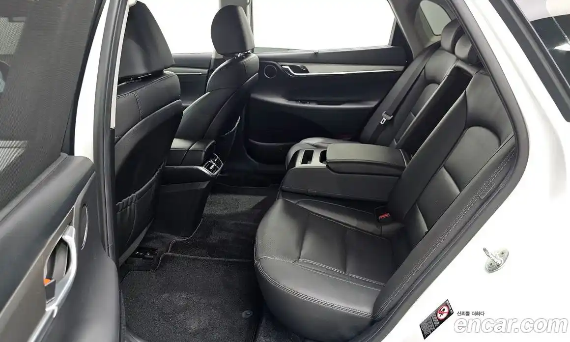 Hyundai Grandeur 2022 2.5 автомат (гидро), фото 16